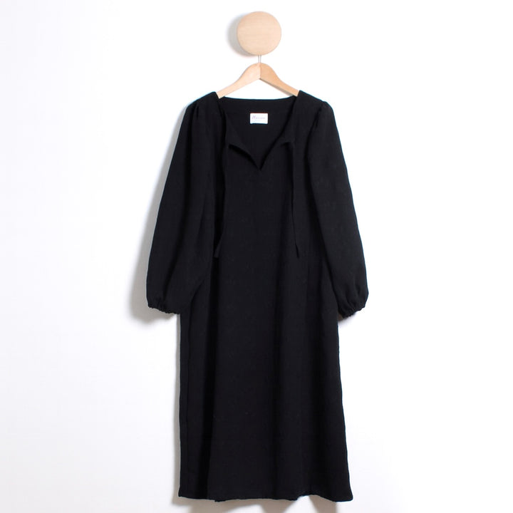 Søs A-Kjole, Embroidery Roses