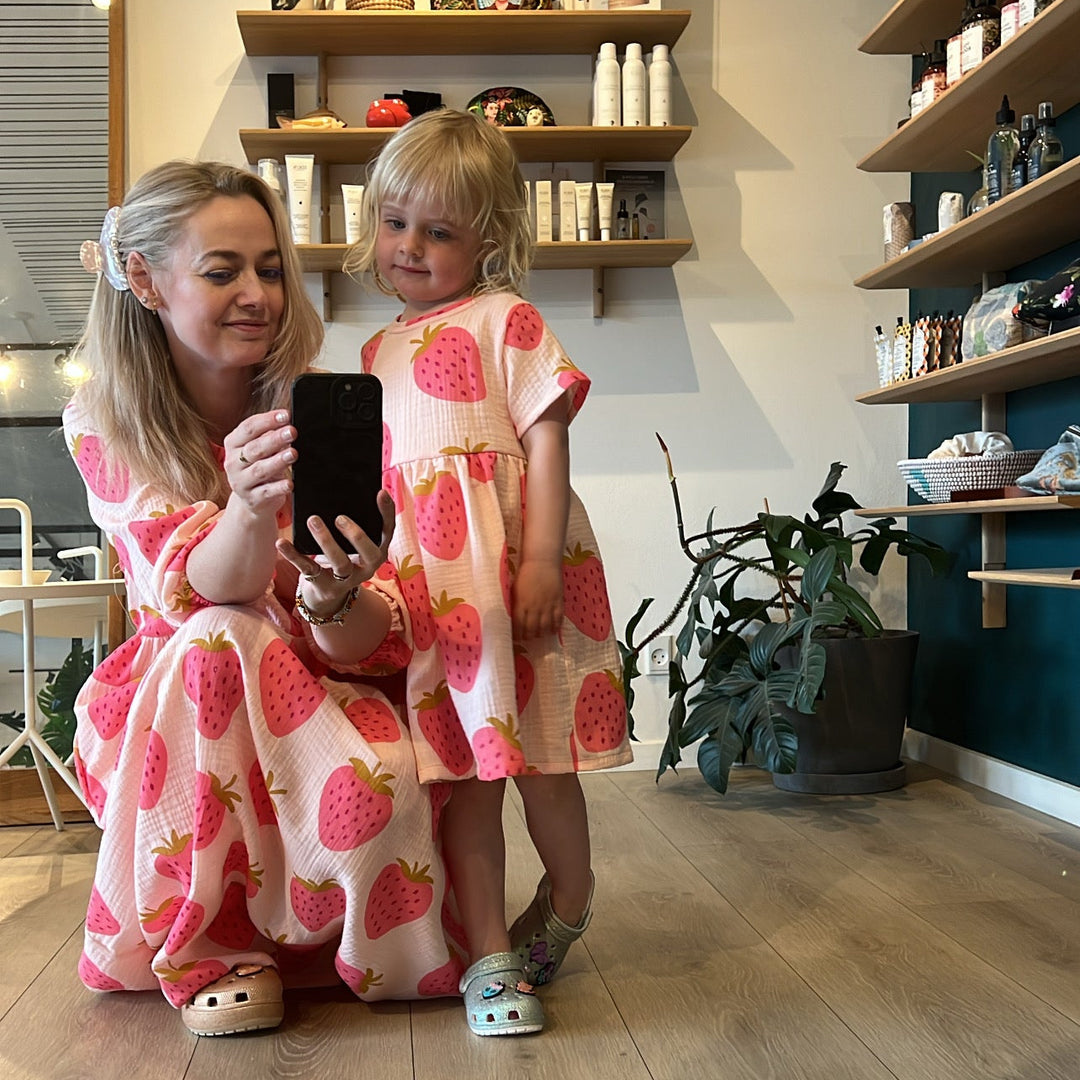 Jessie Kjole, Musselin Strawberries