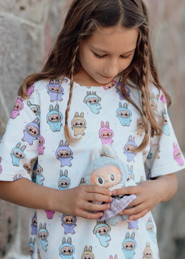 Adian Os Tee, Labubu