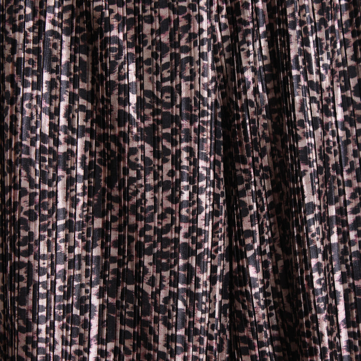 Frey Viddebuks, Plissé Leo