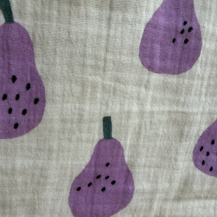 Bellis buks, Muslin Pear
