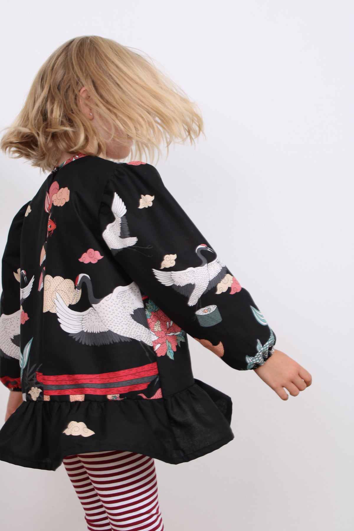 Alima Bluse, Lost in Tokyo