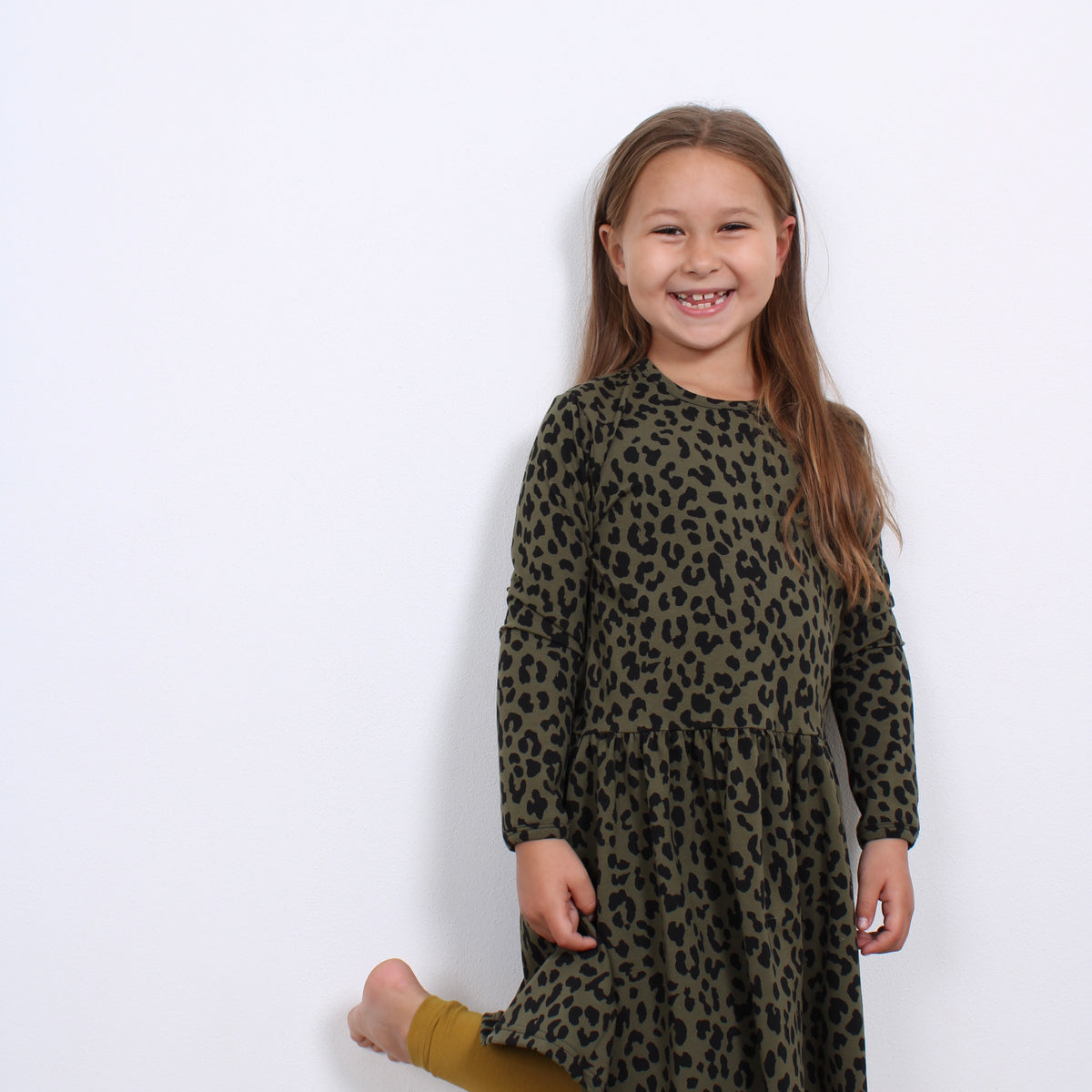 Laura Long Sleeve Dress, Leo