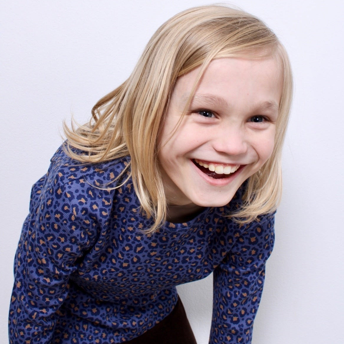 Billie Rib Langærmet Tee, Navy Leo